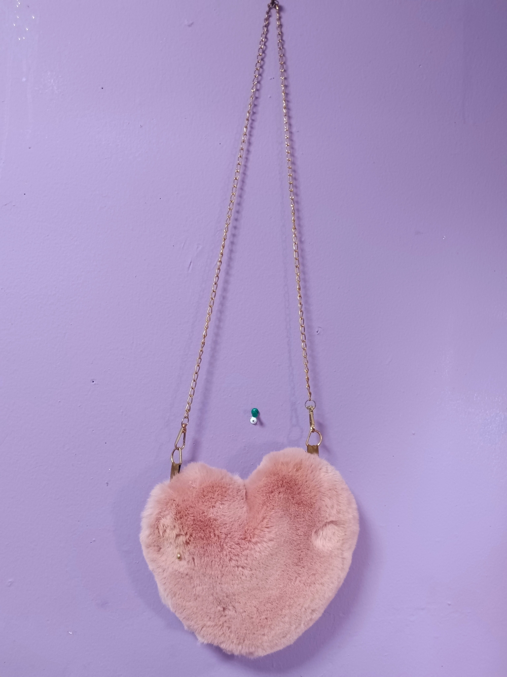 SHEIN Pink Faux Fur Heart Crossbody Bag with Gold Chain